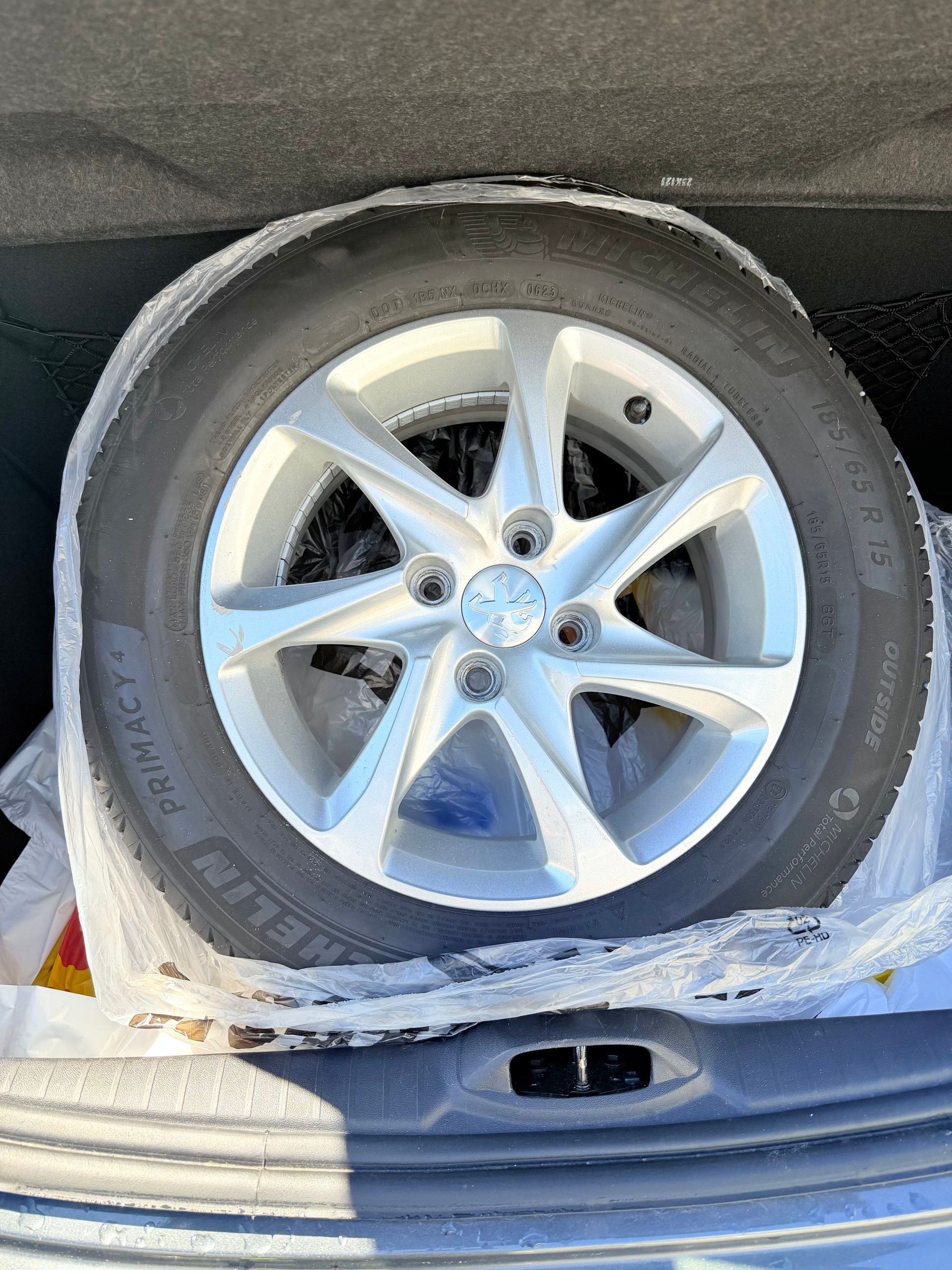 PEUGEOT 208 1.6 VTI Allure-image-14