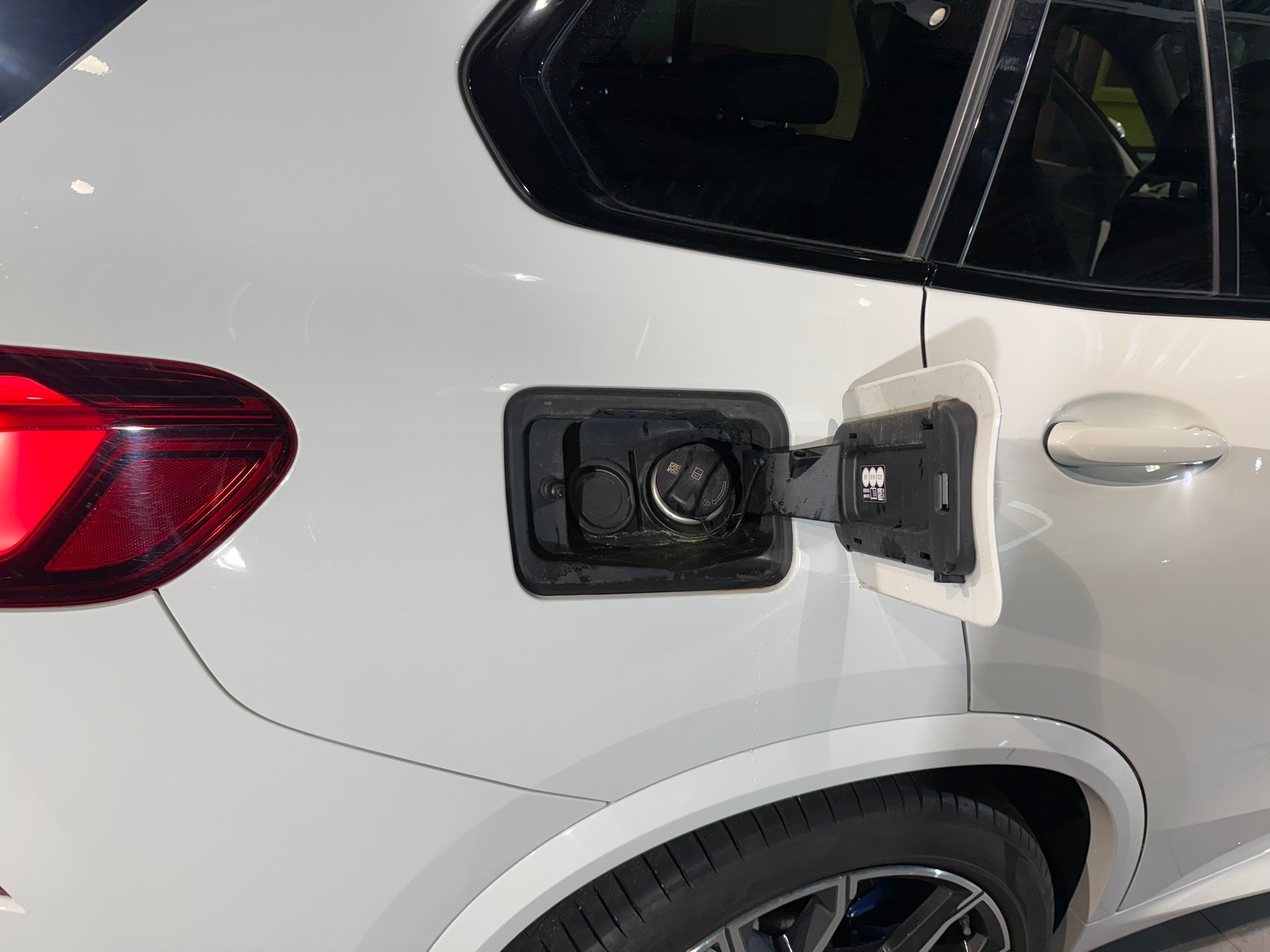 BMW X5 xDrive45e M Sport Steptronic-image-16