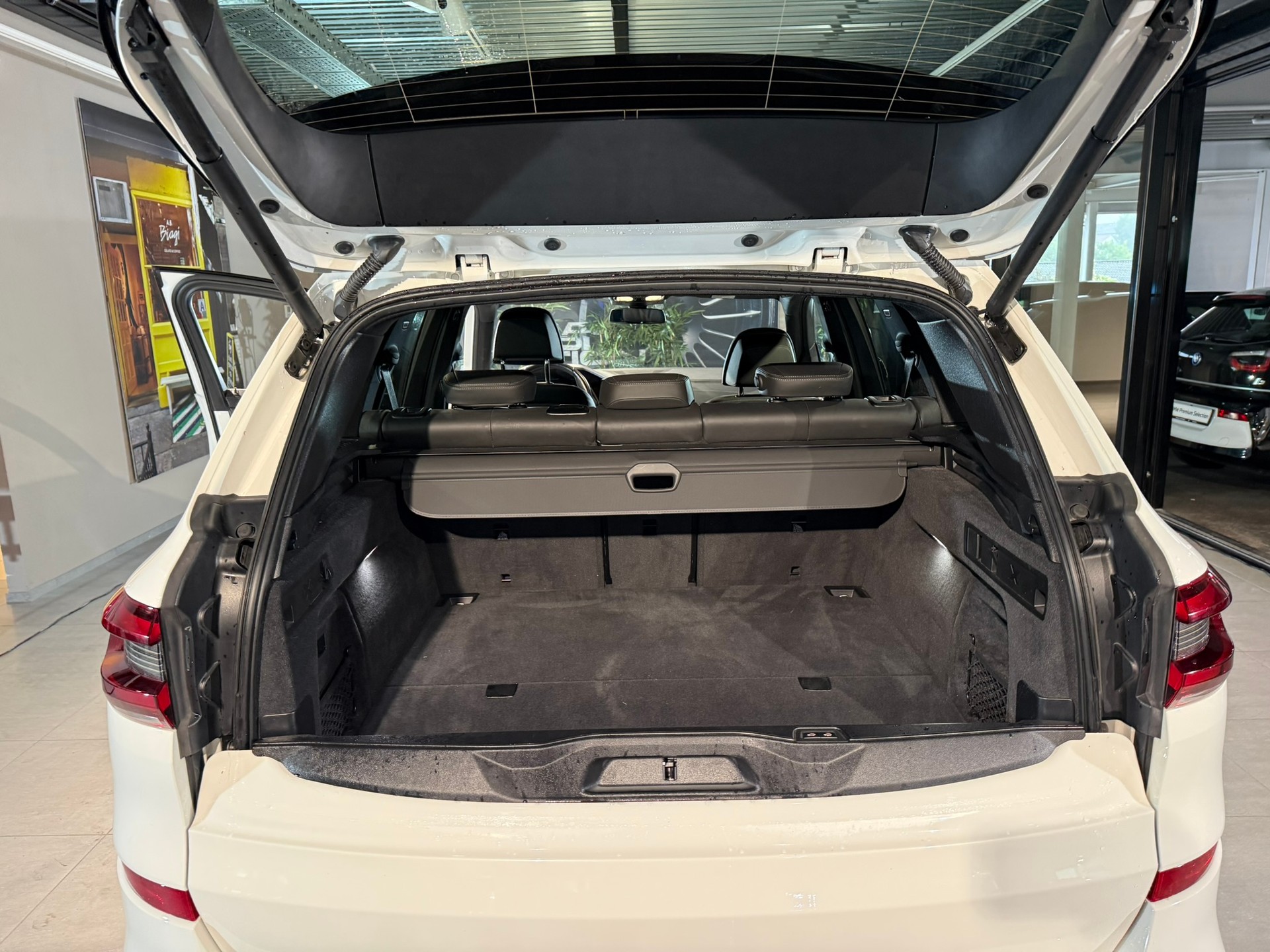 BMW X5 xDrive45e M Sport Steptronic-image-14