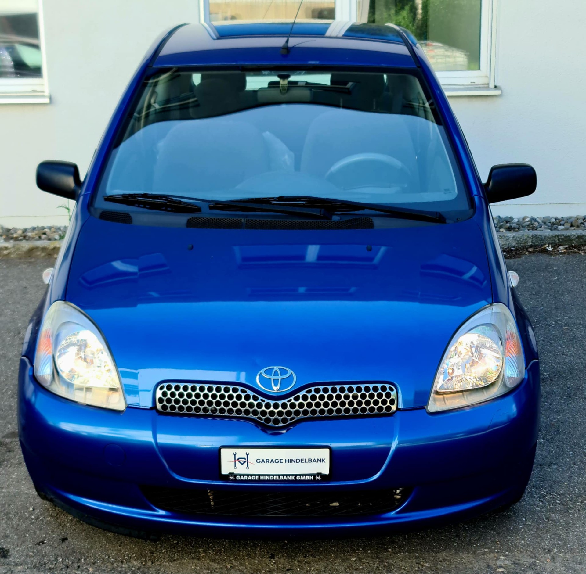 TOYOTA Yaris 1.3 Linea Luna-image-3