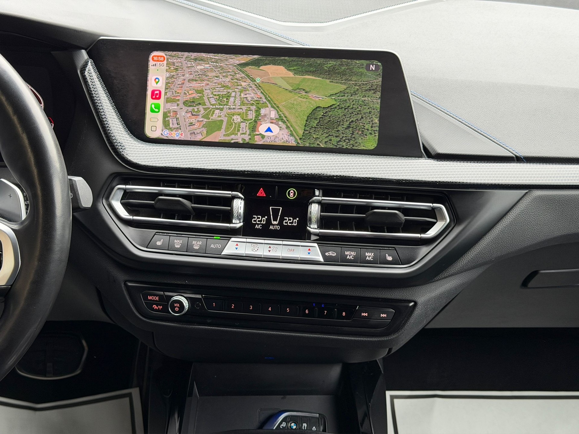 BMW 120d xDrive Steptronic M Sport-image-10