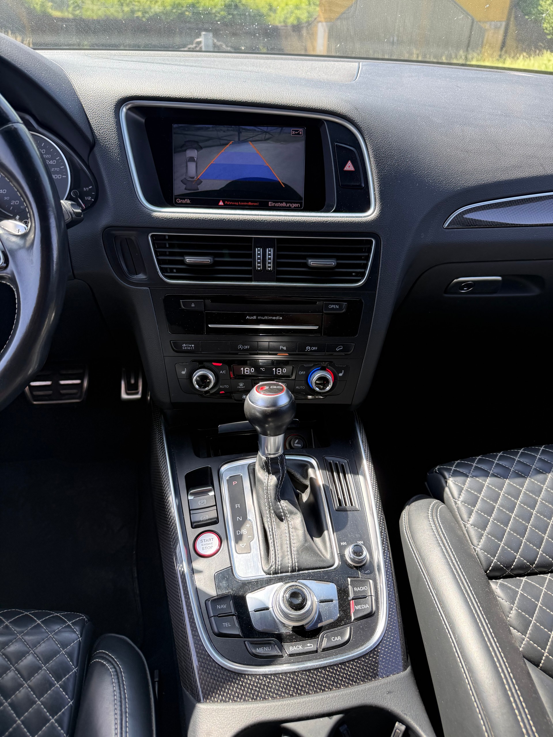 AUDI SQ5 3.0 TDI plus quattro tiptronic-image-9
