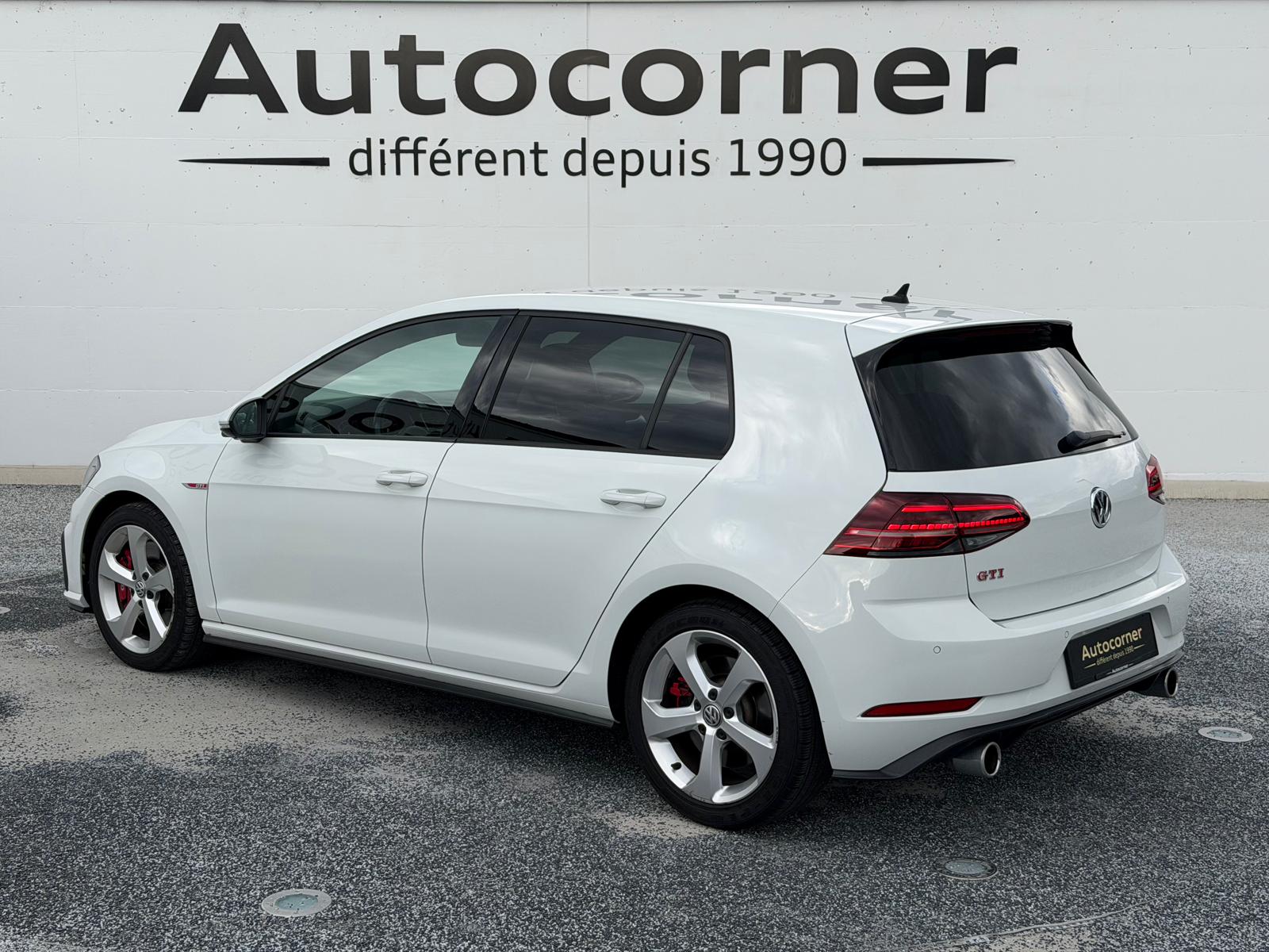 VW Golf 2.0 TSI GTI Performance DSG-showroom-element-2