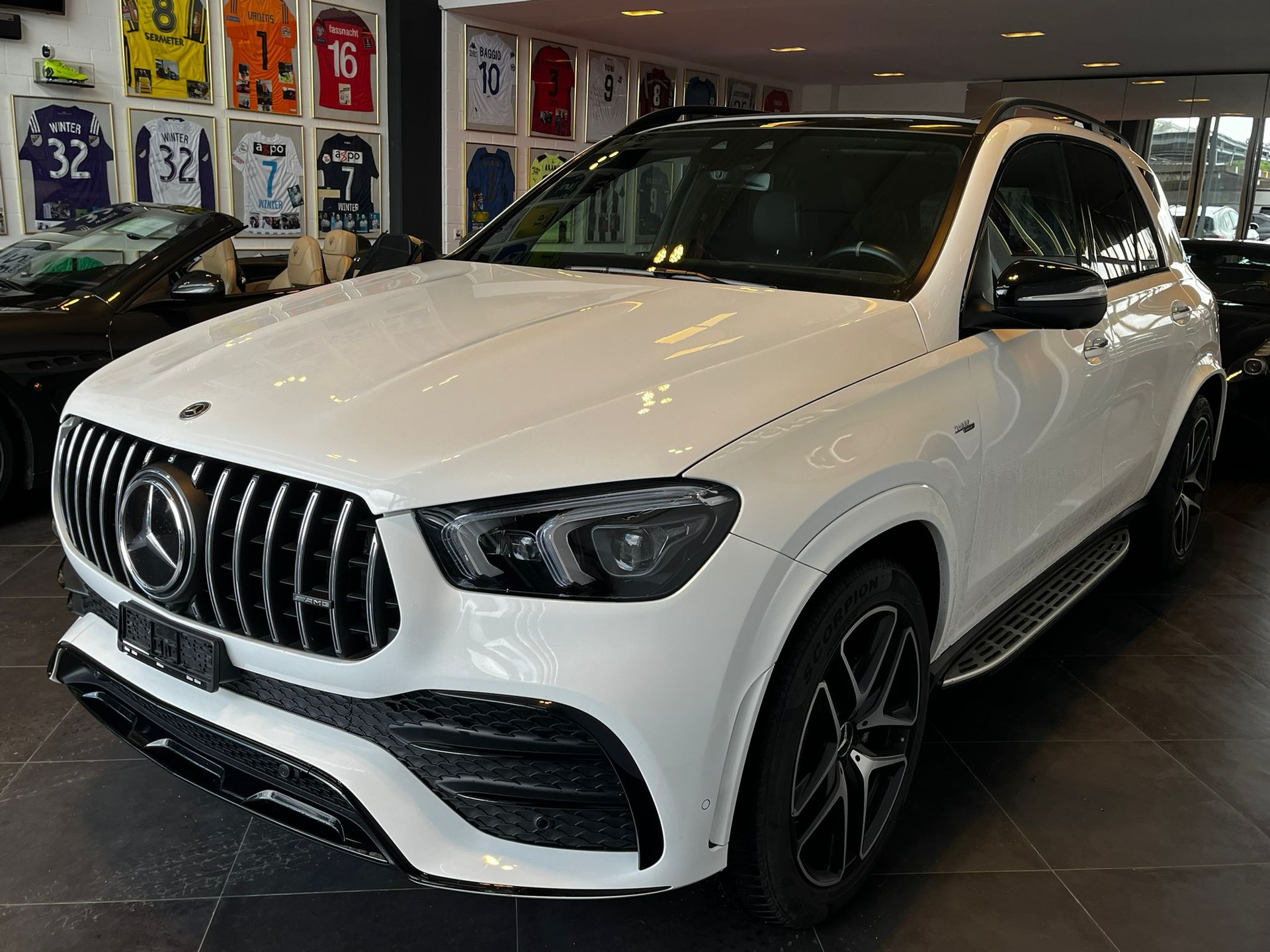 MERCEDES-BENZ GLE 53 AMG 4Matic+-image-3