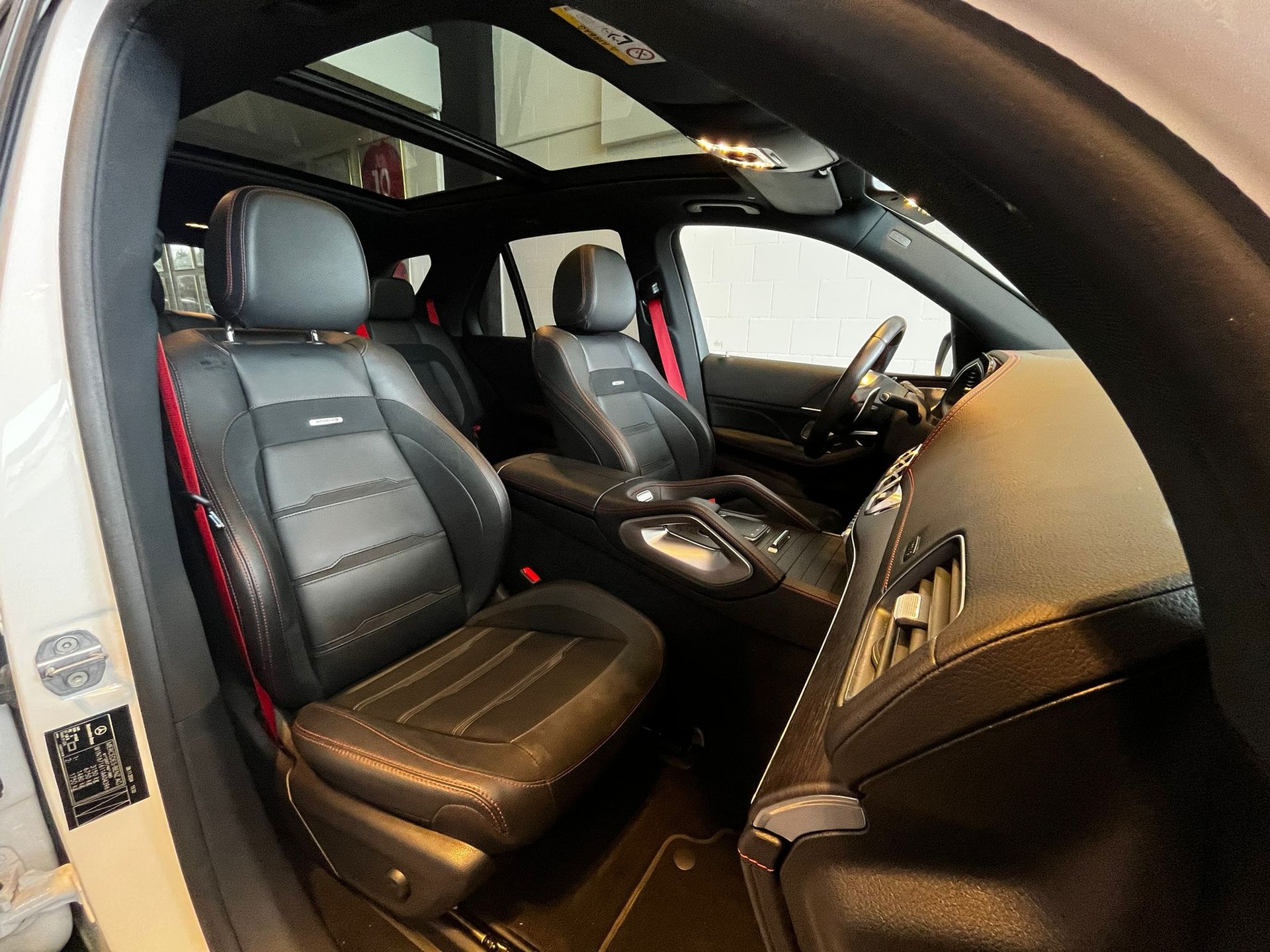 MERCEDES-BENZ GLE 53 AMG 4Matic+-image-16
