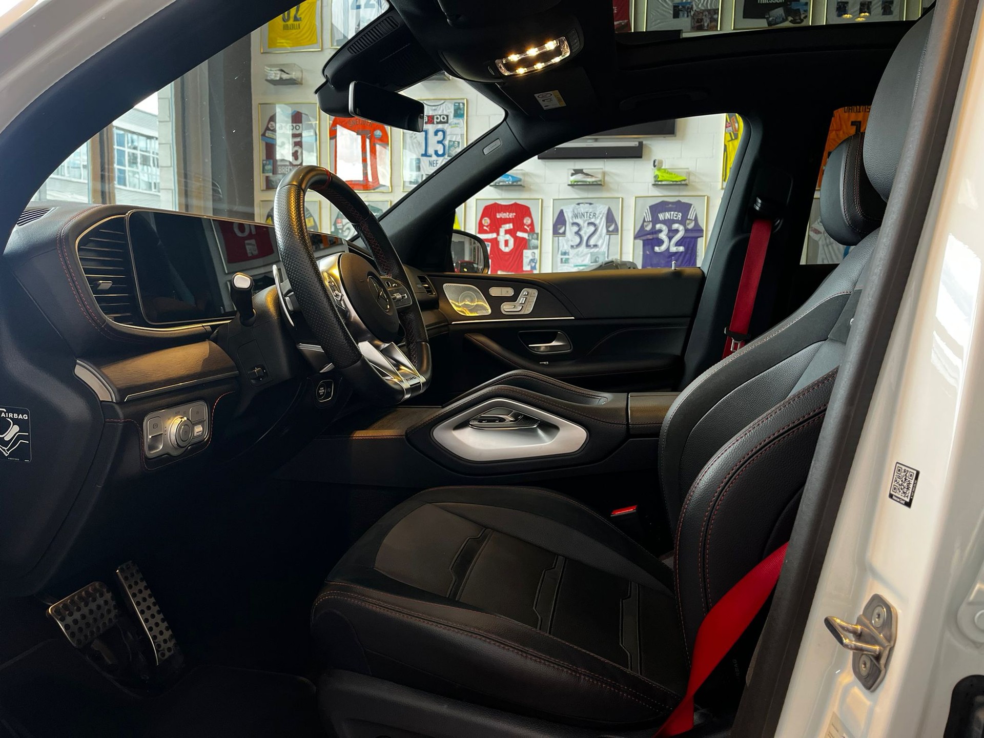 MERCEDES-BENZ GLE 53 AMG 4Matic+-image-12