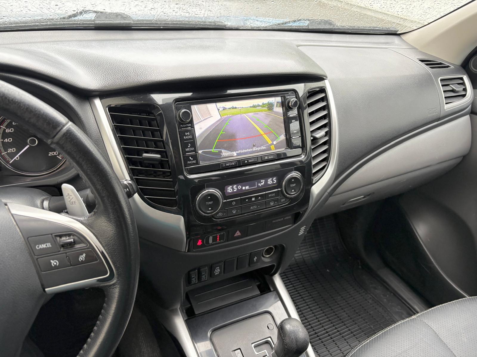 FIAT Fullback LX 2.4 MJ DC Swiss 4WD A-image-6