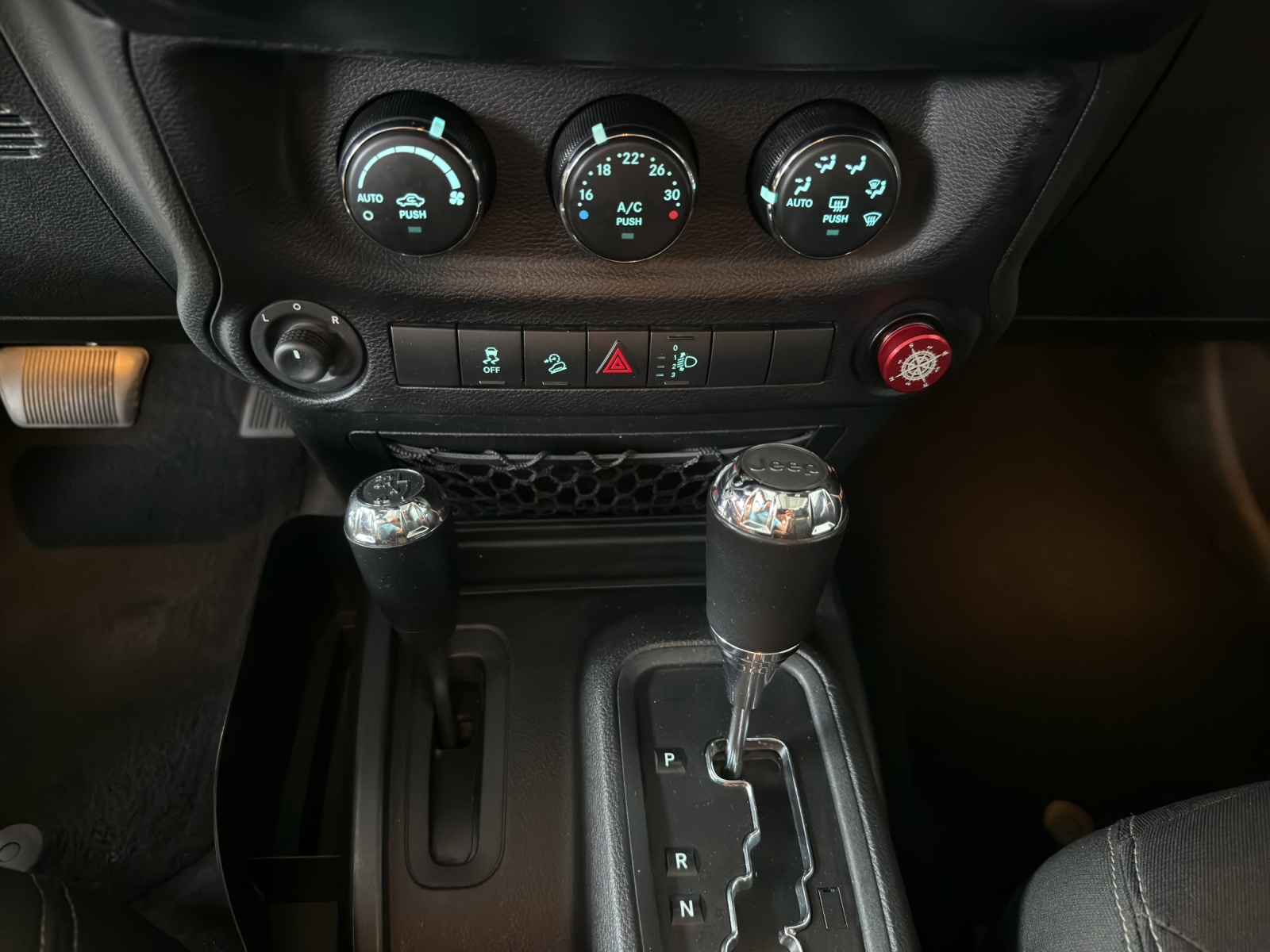 JEEP Wrangler 2.8CRD Unlimited Sahara X Automatic-image-14