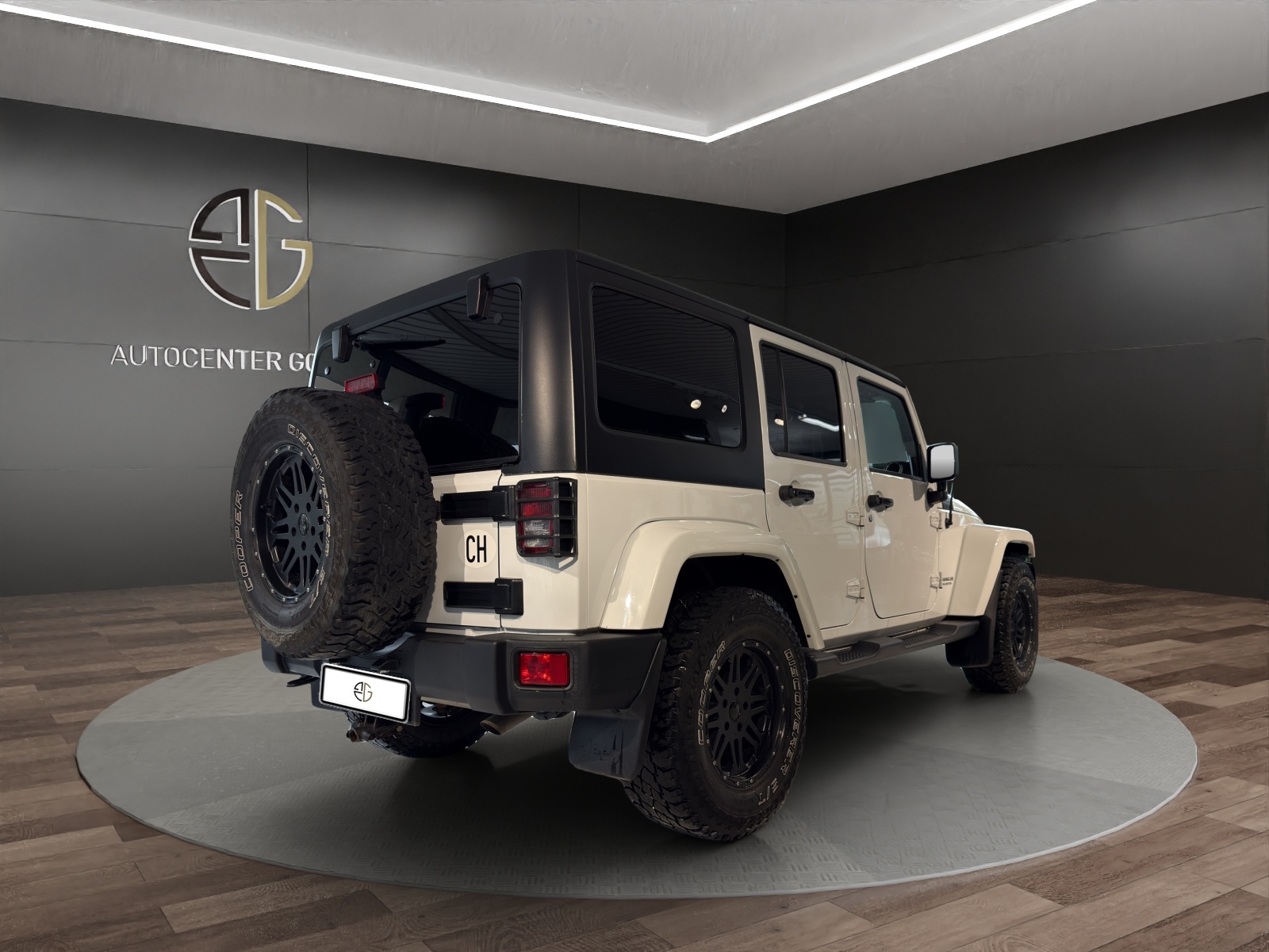 JEEP Wrangler 2.8CRD Unlimited Sahara X Automatic-showroom-element-3