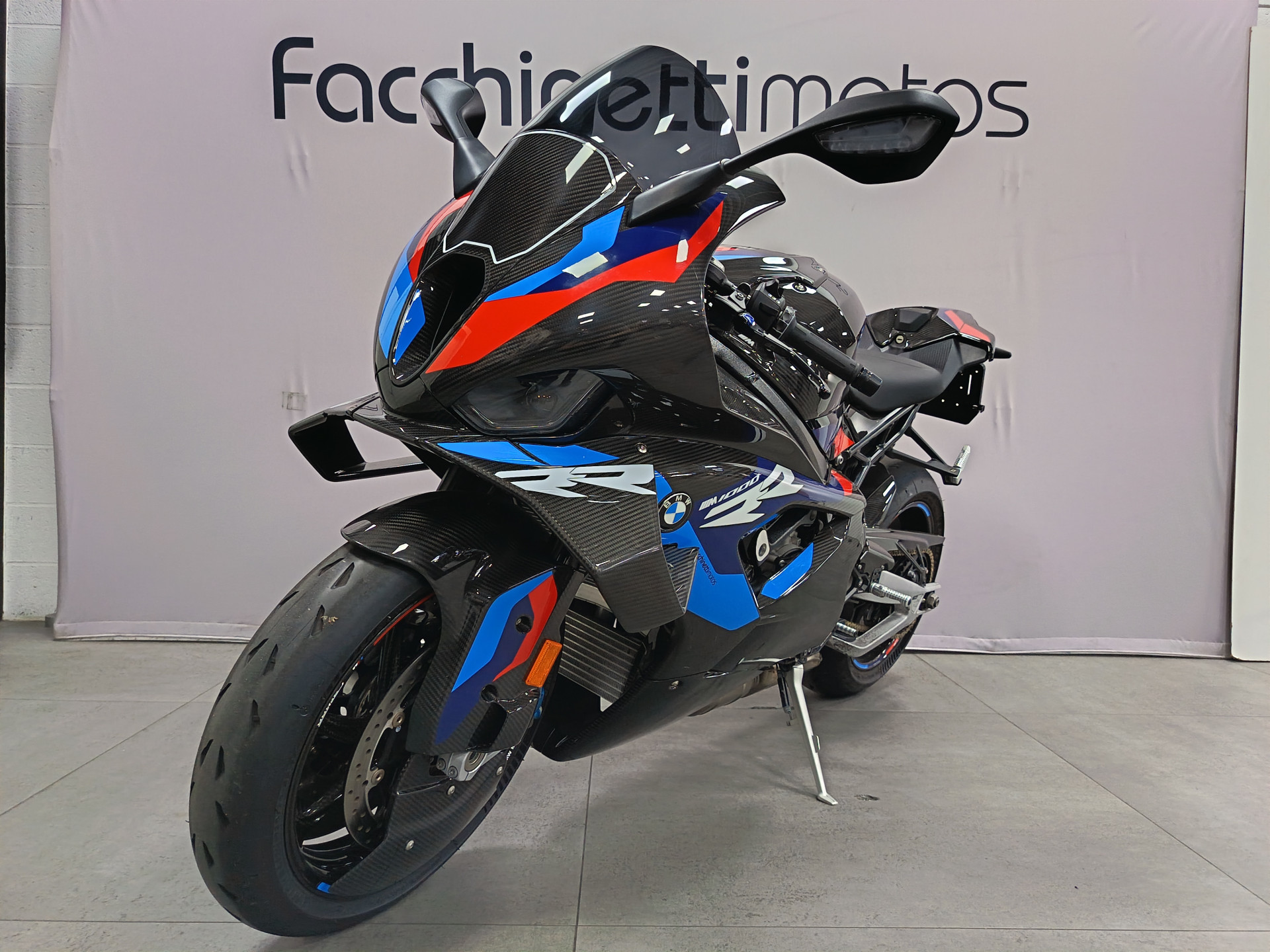 BMW M 1000 RR Competition-image-2