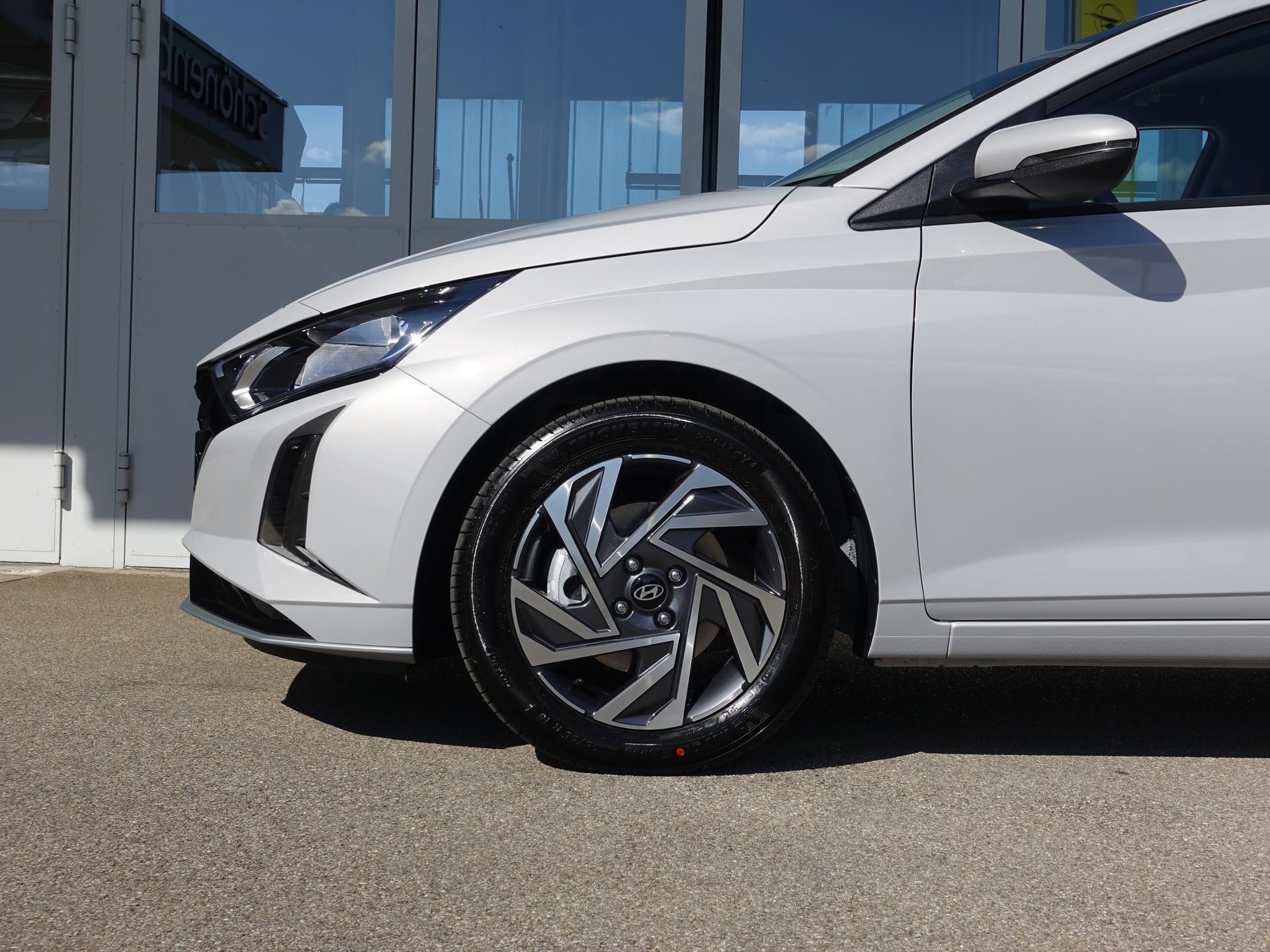 HYUNDAI i20 1.0 T-GDi Amplia DCT-image-7
