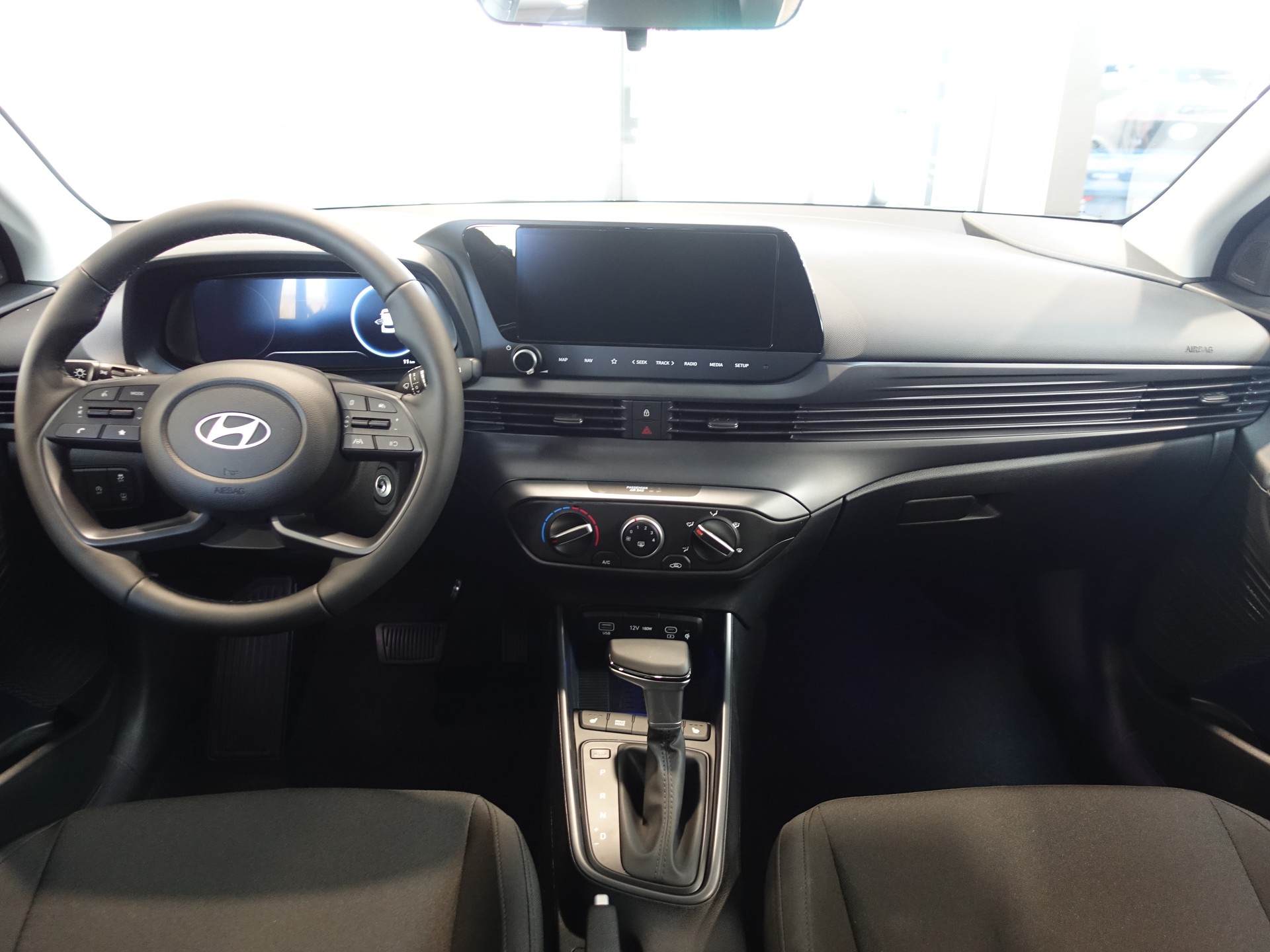 HYUNDAI i20 1.0 T-GDi Amplia DCT-image-20