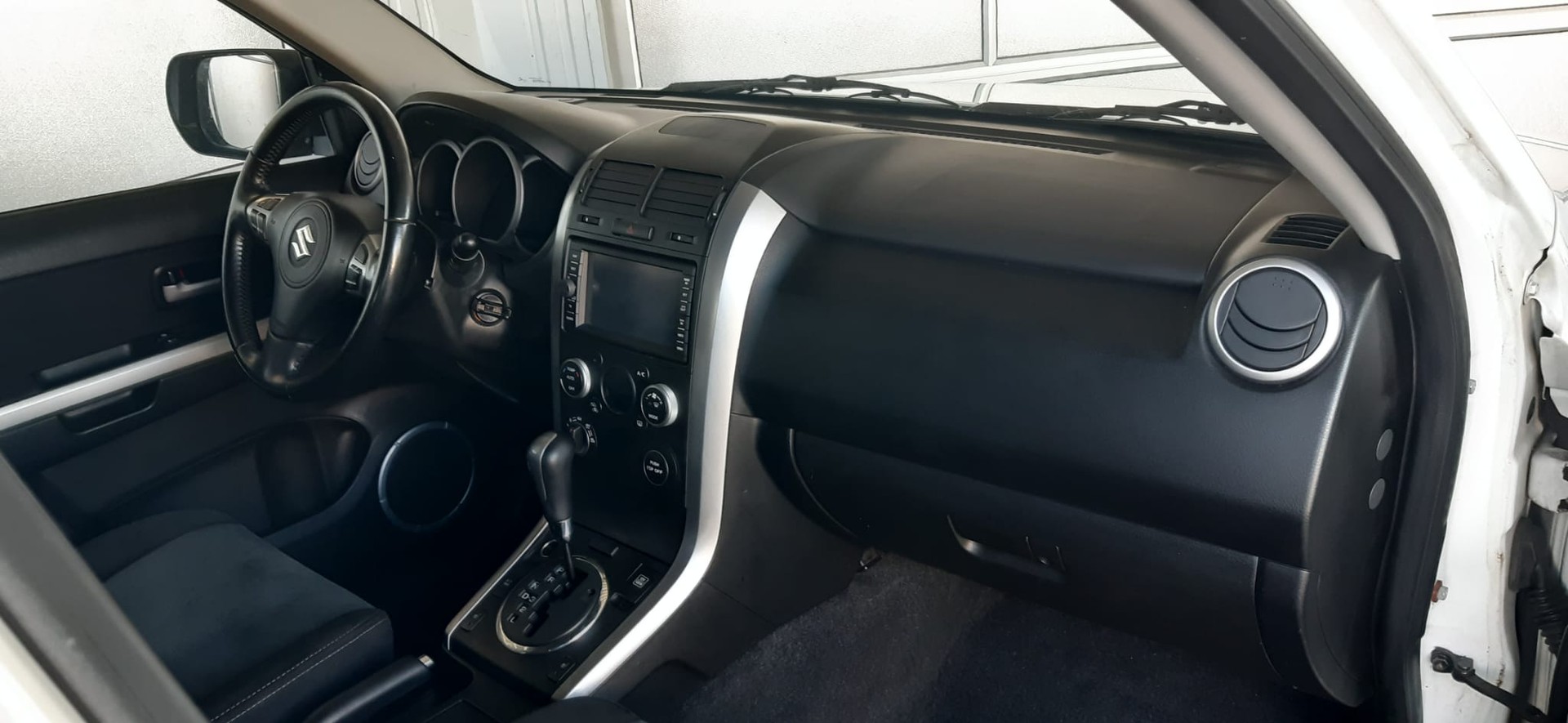 SUZUKI Grand Vitara 2.4 16V GL Top Automatic-image-8
