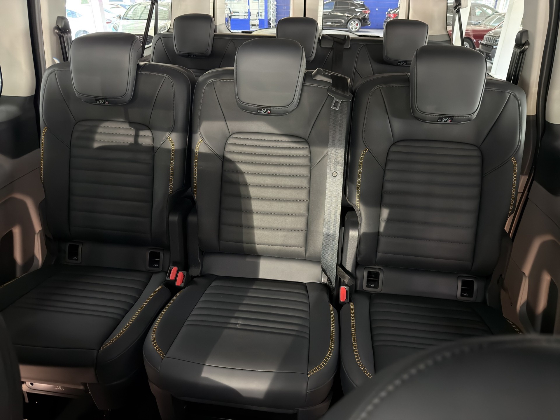 FORD Transit Custom Combi 320 L2H1 Trail Automat 4x4-image-14