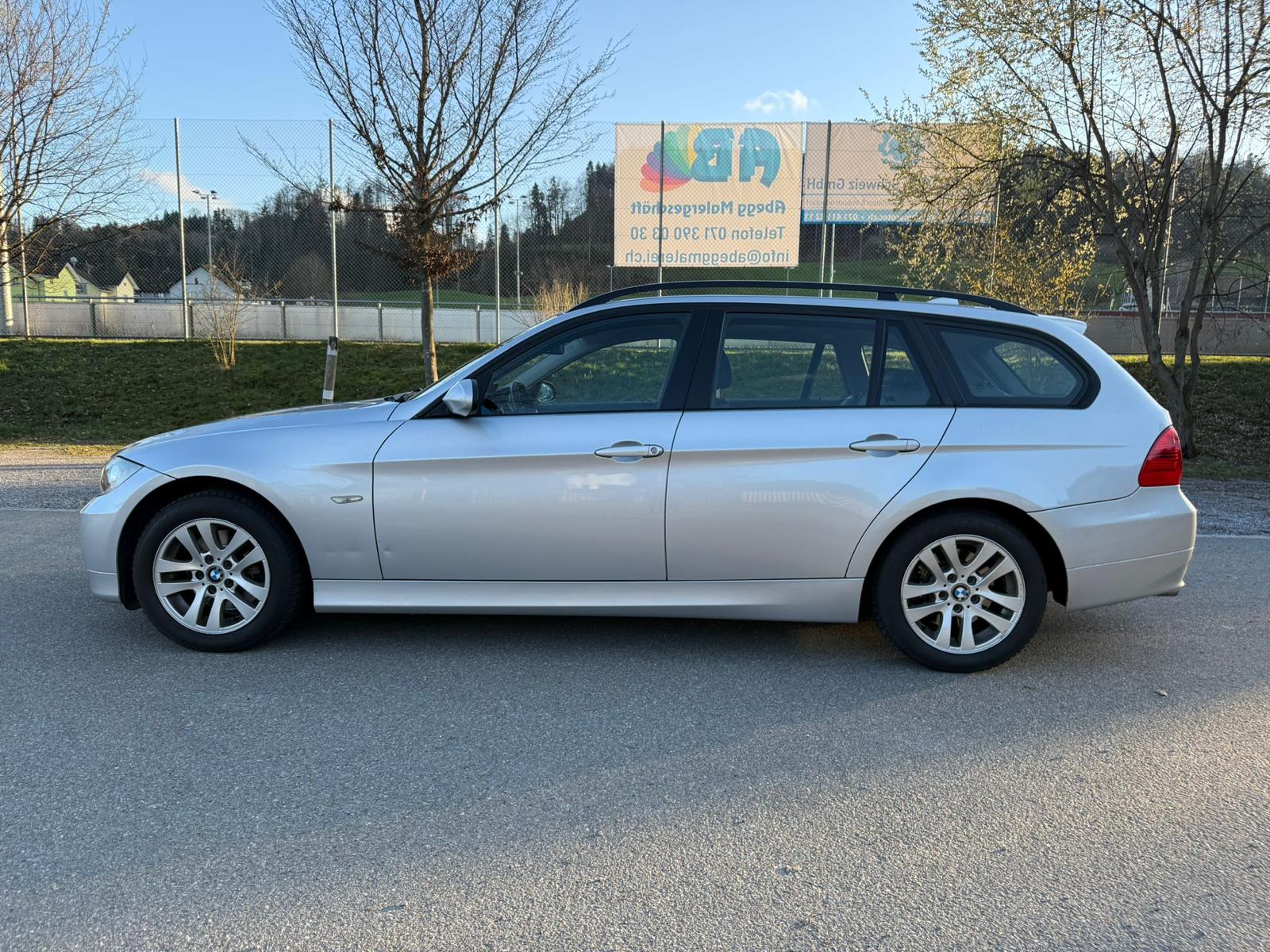 BMW 318i Touring Steptronic
