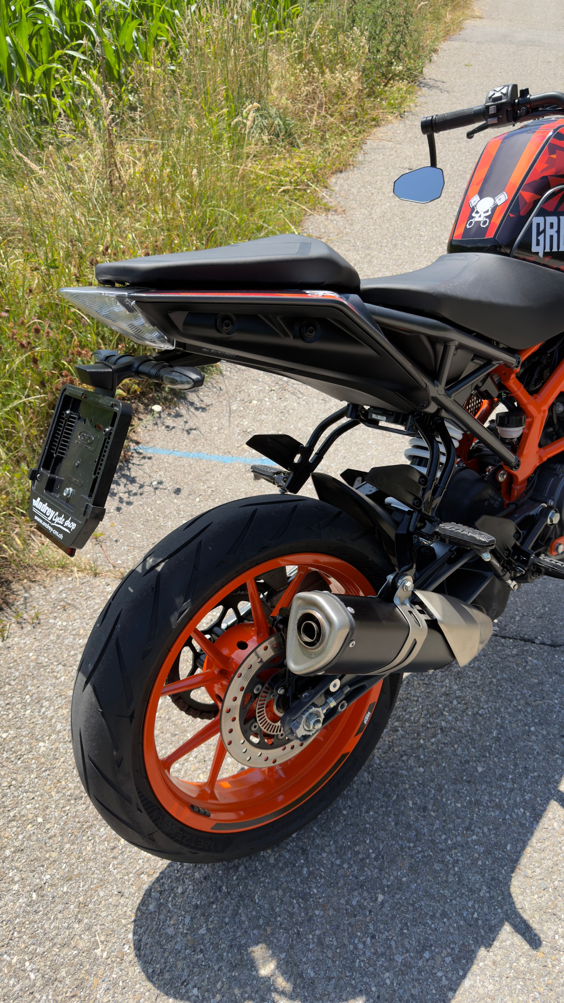KTM 125 Duke-image-8