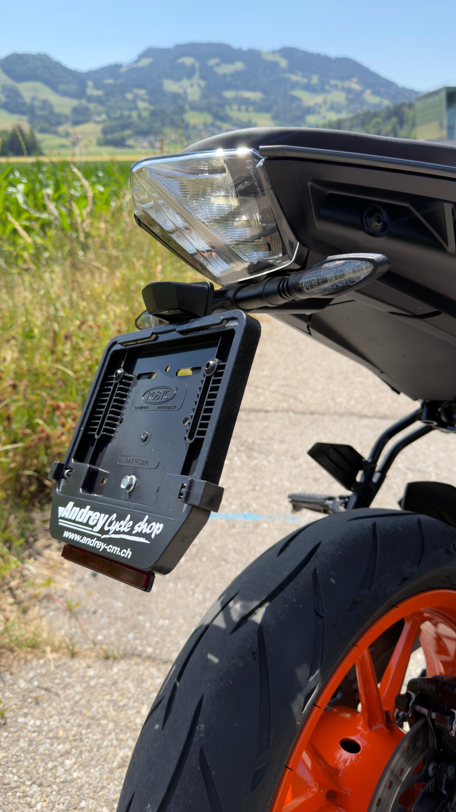 KTM 125 Duke-image-7
