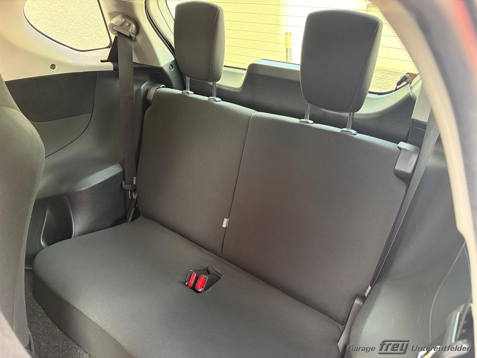 TOYOTA iQ 1.33 Dual VVT-i Sol Multidrive-image-14