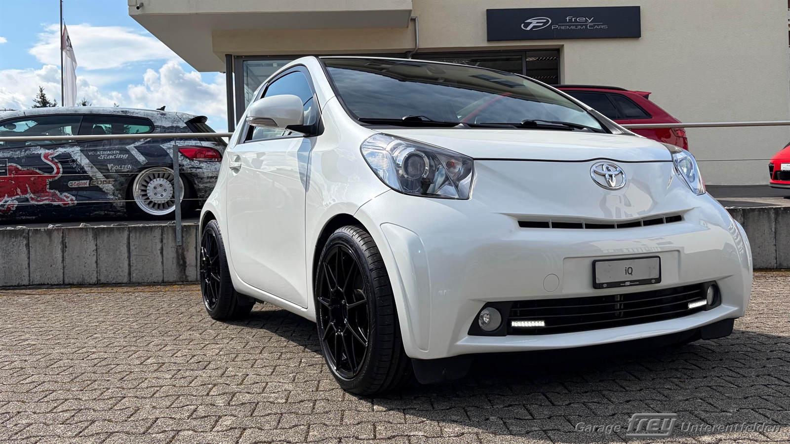TOYOTA iQ 1.33 Dual VVT-i Sol Multidrive-image-4