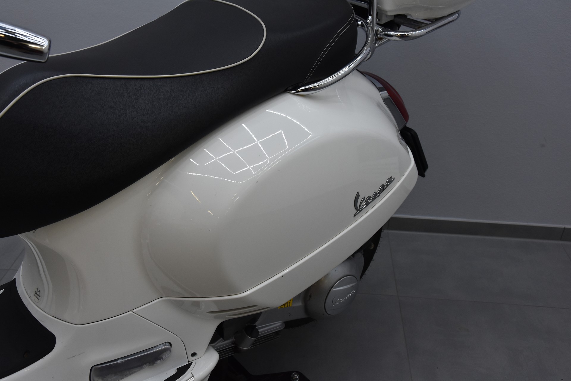 PIAGGIO Vespa GTS 300 i.e ABS-image-6