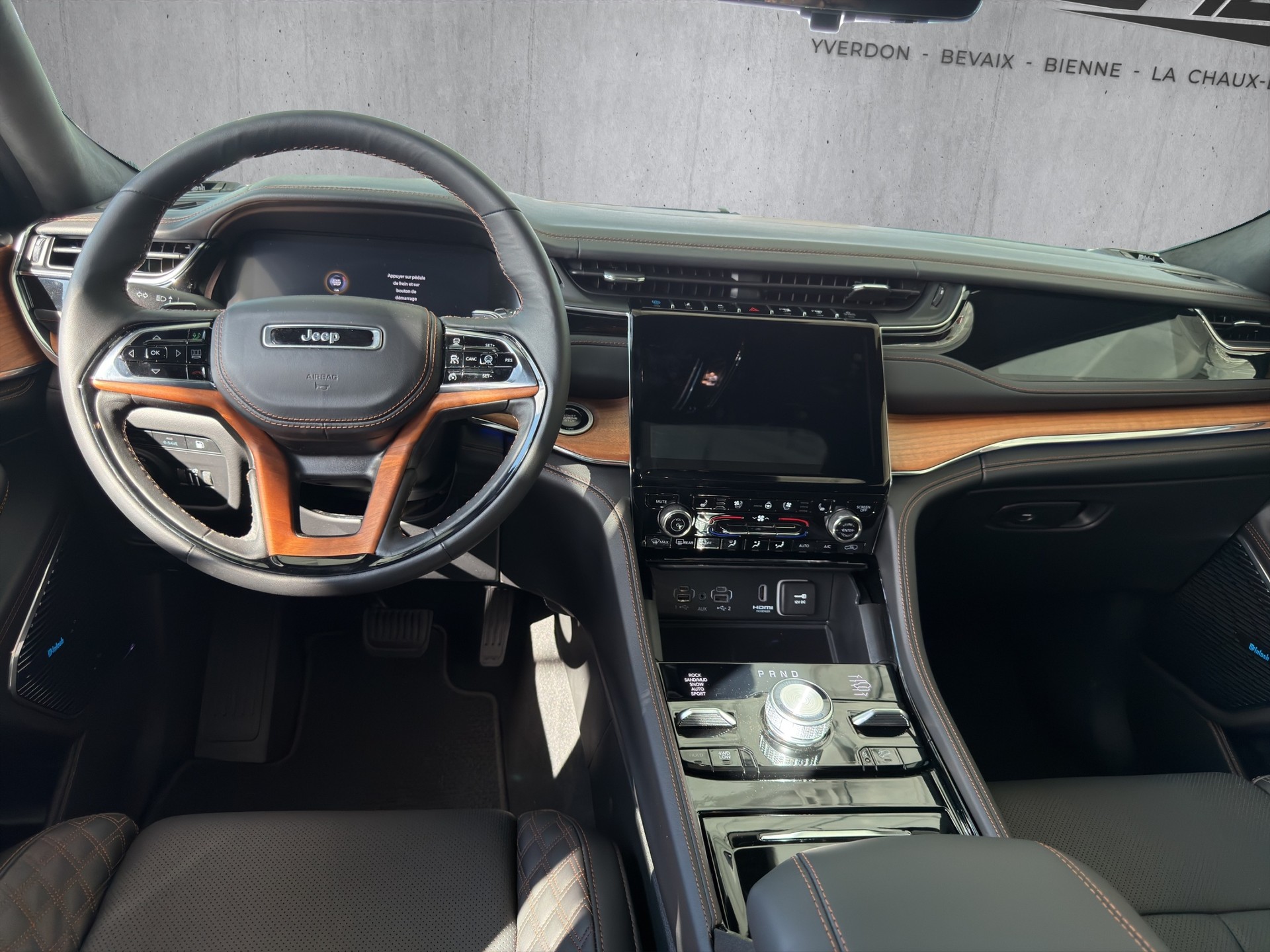 JEEP Grand Cherokee 2.0 Turbo Summit Re-image-9