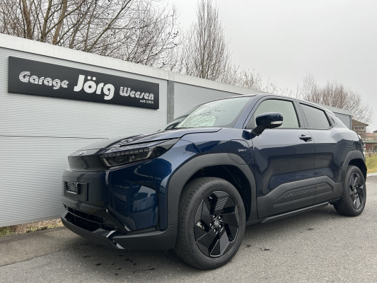 TOYOTA Urban Cr.61kWh Trend AWD