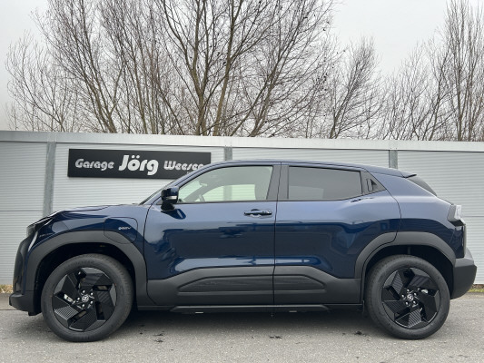 TOYOTA Urban Cr.61kWh Trend AWD-image-2