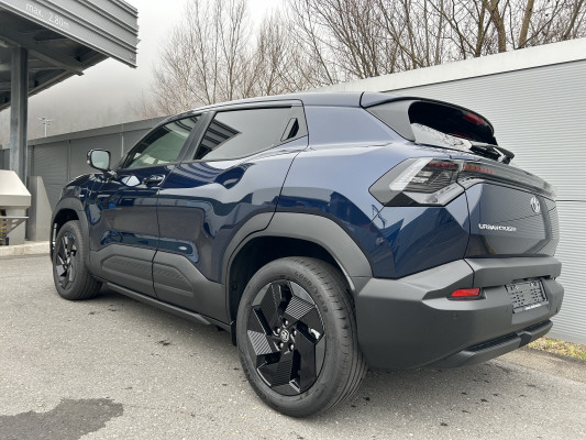 TOYOTA Urban Cr.61kWh Trend AWD-image-3