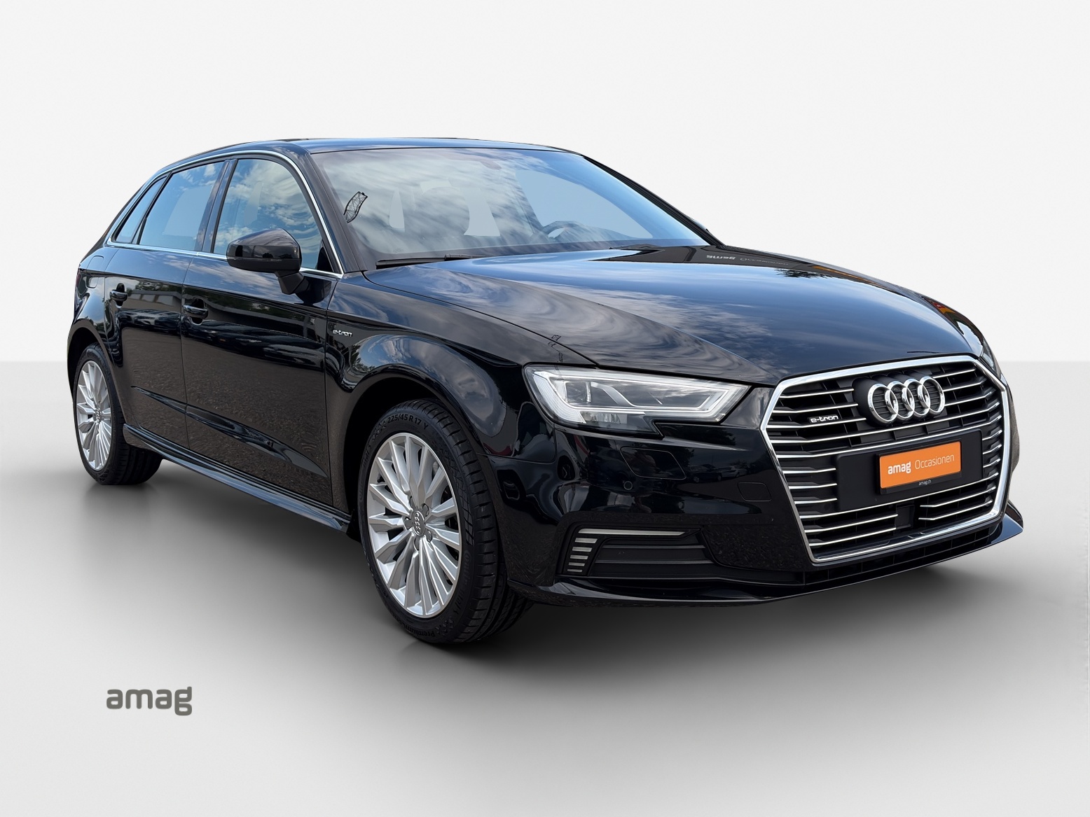 AUDI A3 Sportback 1.4 e-tron Sport S-tronic-image-5