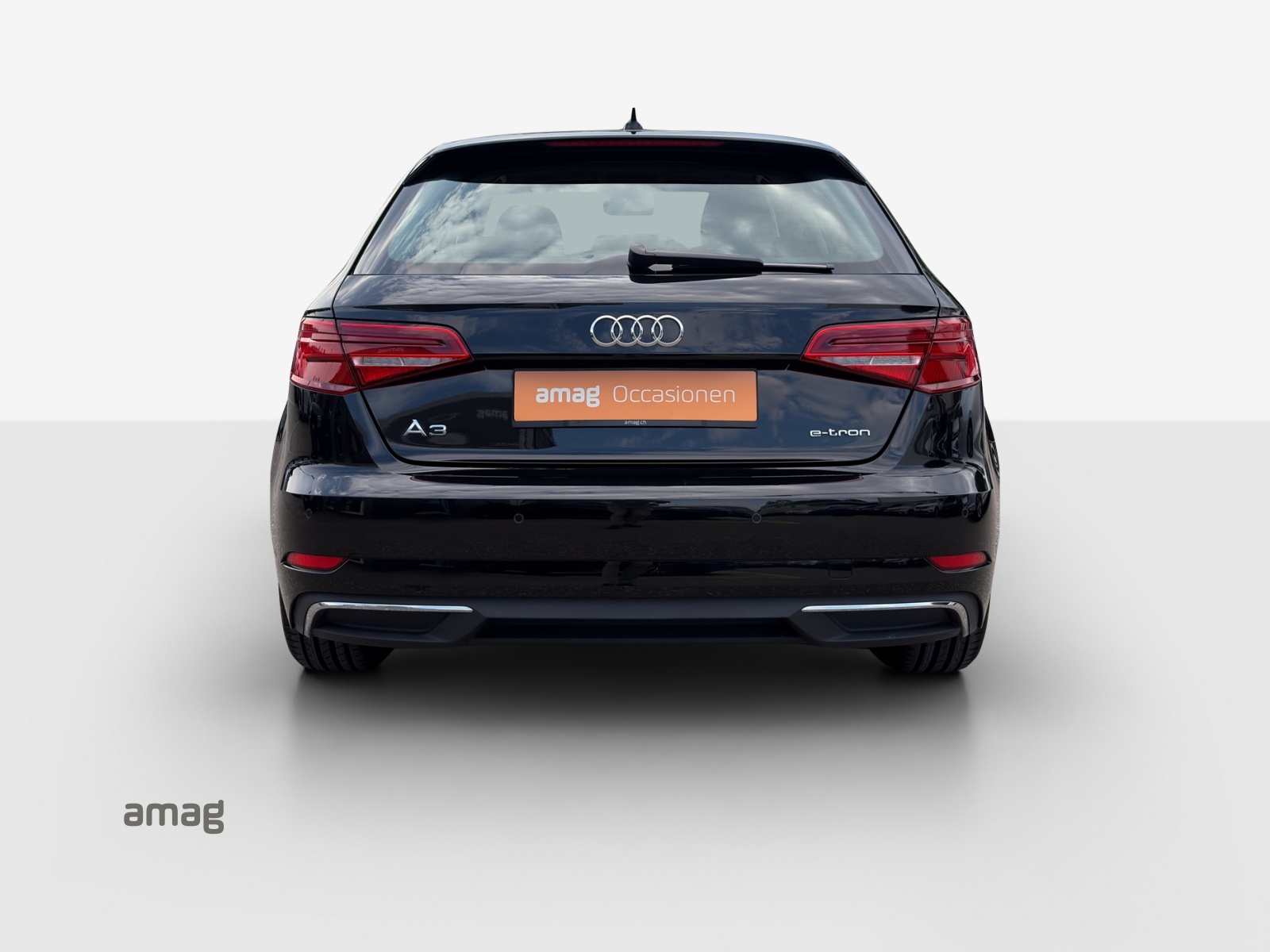 AUDI A3 Sportback 1.4 e-tron Sport S-tronic-showroom-element-3