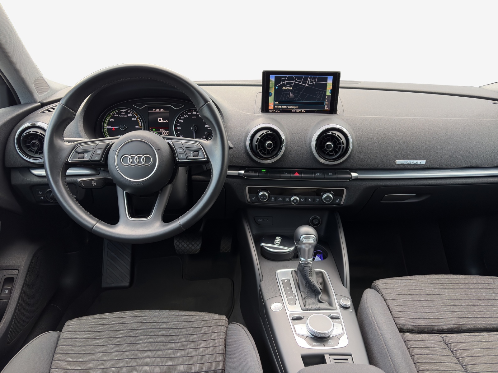 AUDI A3 Sportback 1.4 e-tron Sport S-tronic-image-8