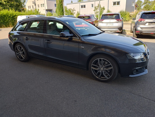 AUDI A4 Avant 2.0TFSI Style qu-showroom-element-3