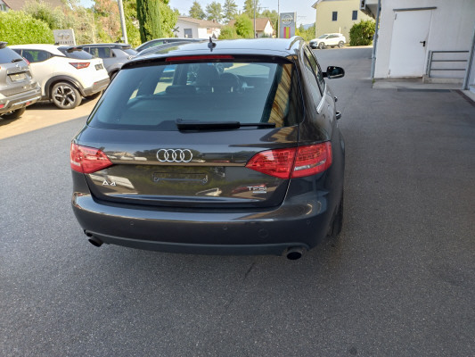 AUDI A4 Avant 2.0TFSI Style qu-showroom-element-2