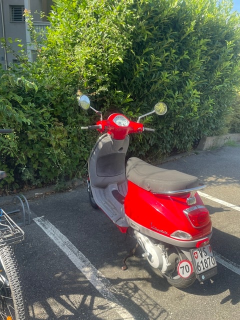 PIAGGIO Vespa 50 LX2-image-1
