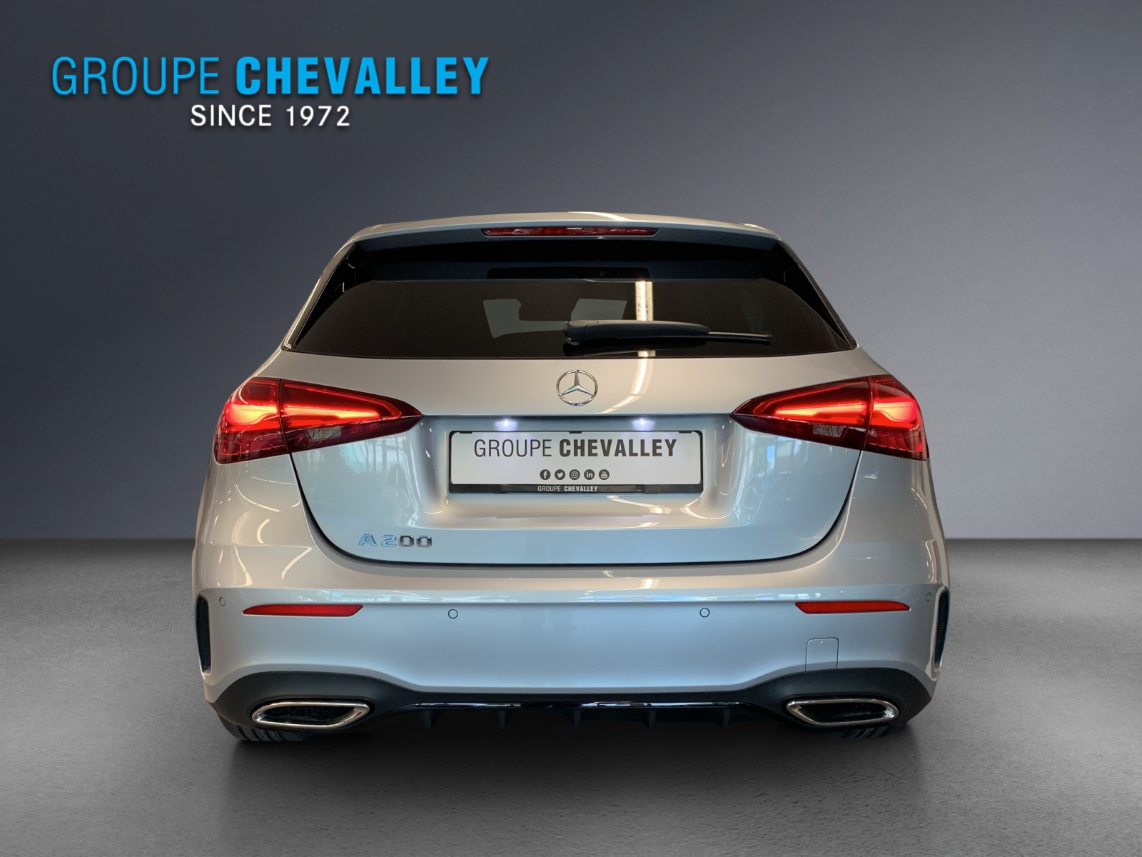 MERCEDES-BENZ A 200 Night Star-showroom-element-3