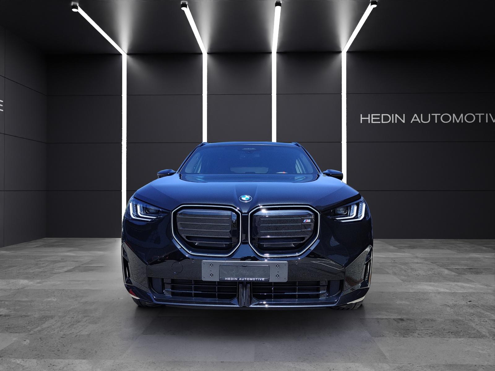 BMW X3 M50i-showroom-element-2