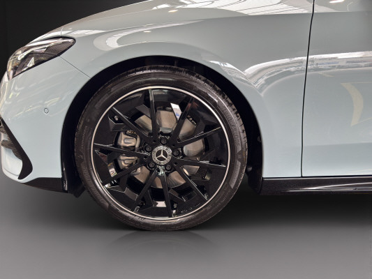 MERCEDES-BENZ CLA 220 8G-DCT 4Matic-image-5