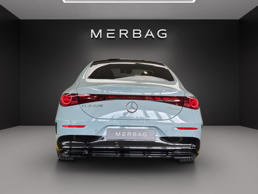 MERCEDES-BENZ CLA 220 8G-DCT 4Matic-image-3