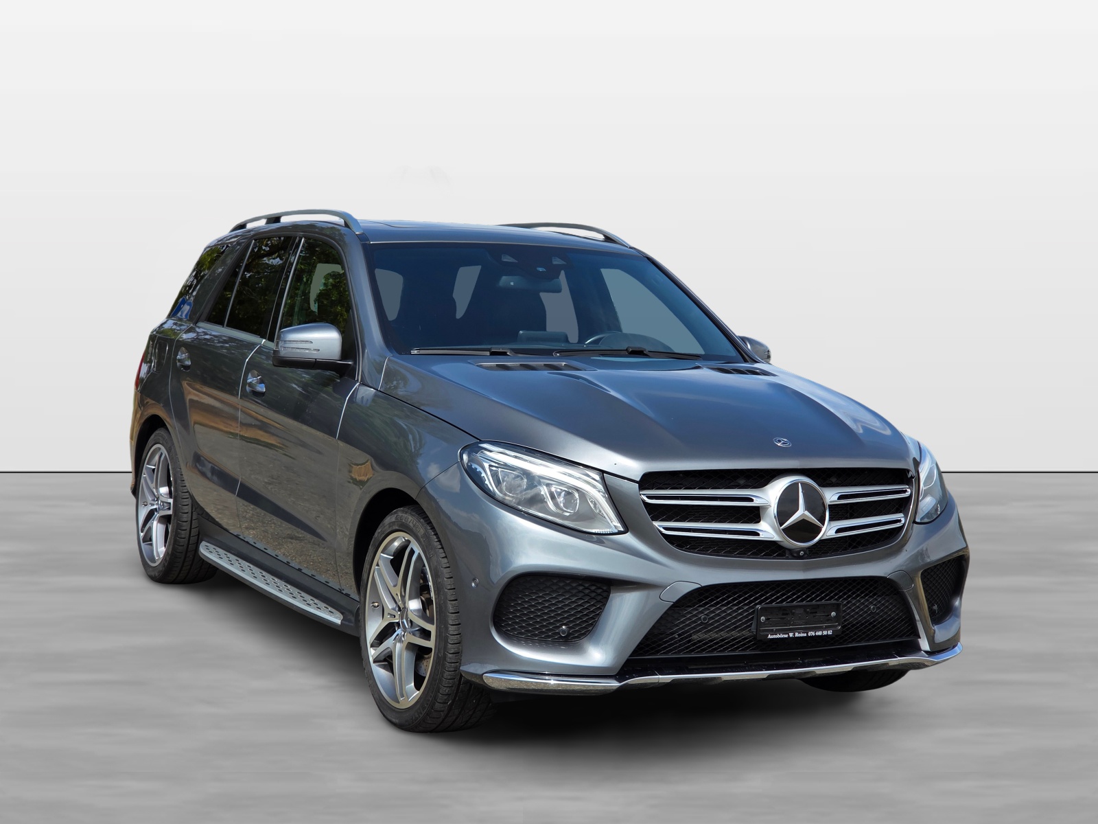 MERCEDES-BENZ GLE 500 Executive 4Matic 9G-Tronic-showroom-element-1