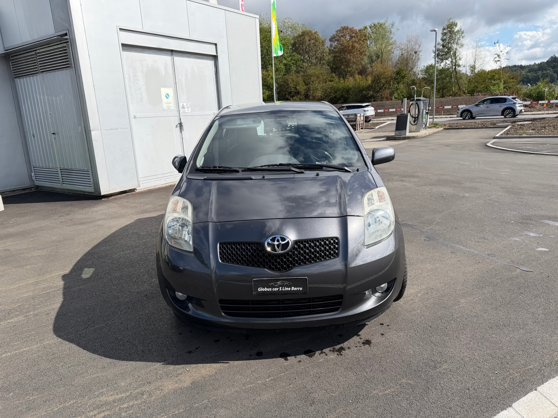 TOYOTA Yaris 1.3 Linea Sol