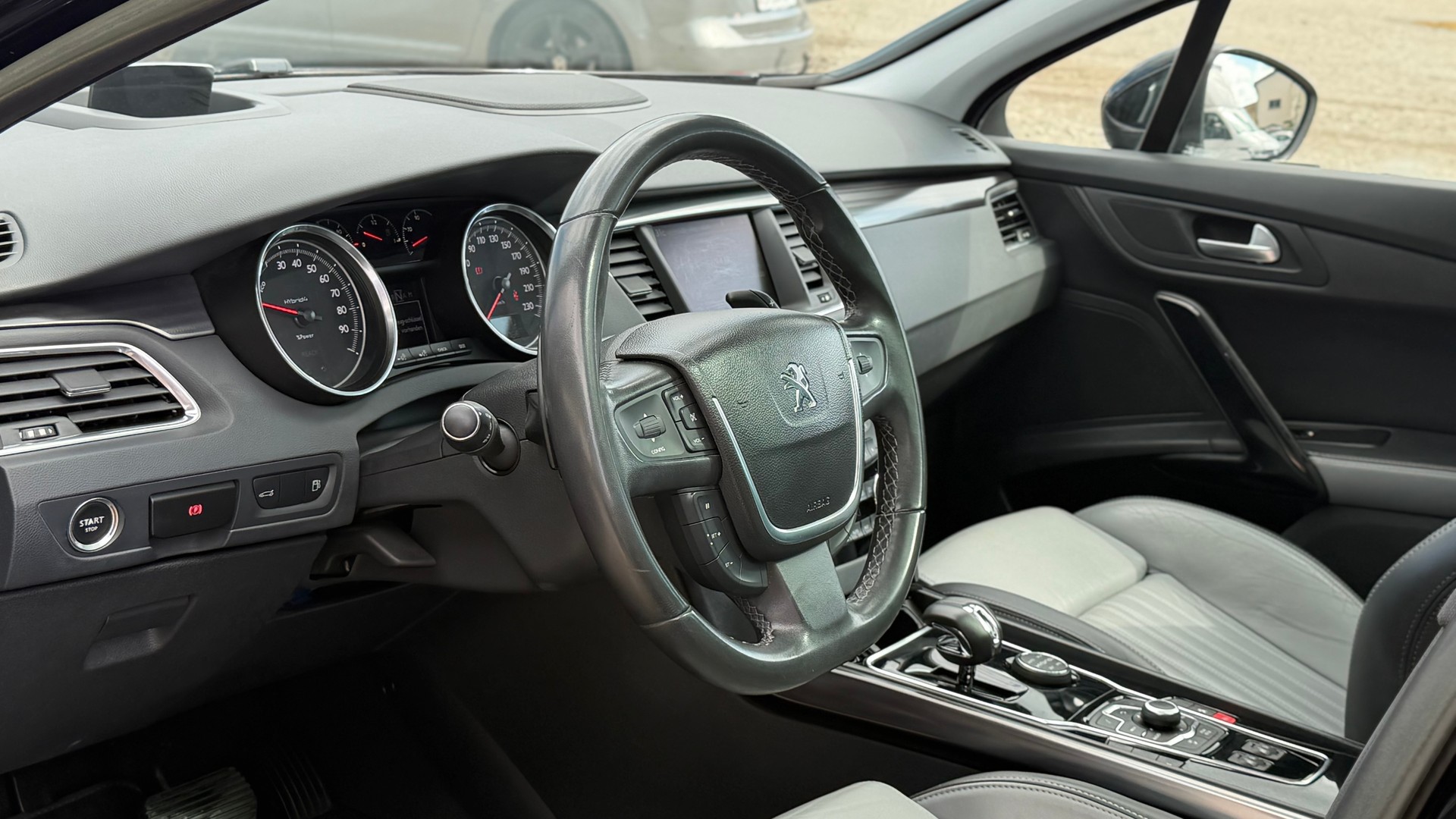 PEUGEOT 508 RXH 2.0 HDI Hybrid4 EGS6-image-6