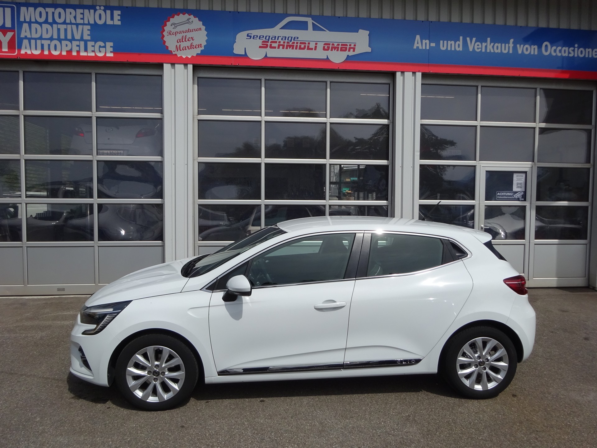 RENAULT Clio 1.0 Intens CVT-image-5