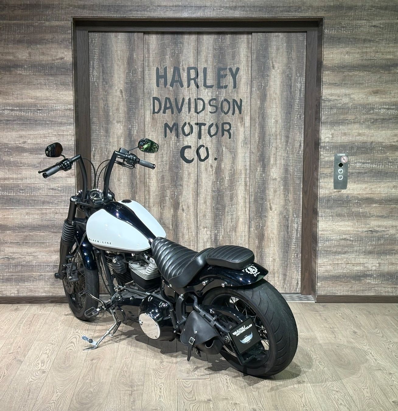 HARLEY-DAVIDSON FXS Blackline ABS-image-4