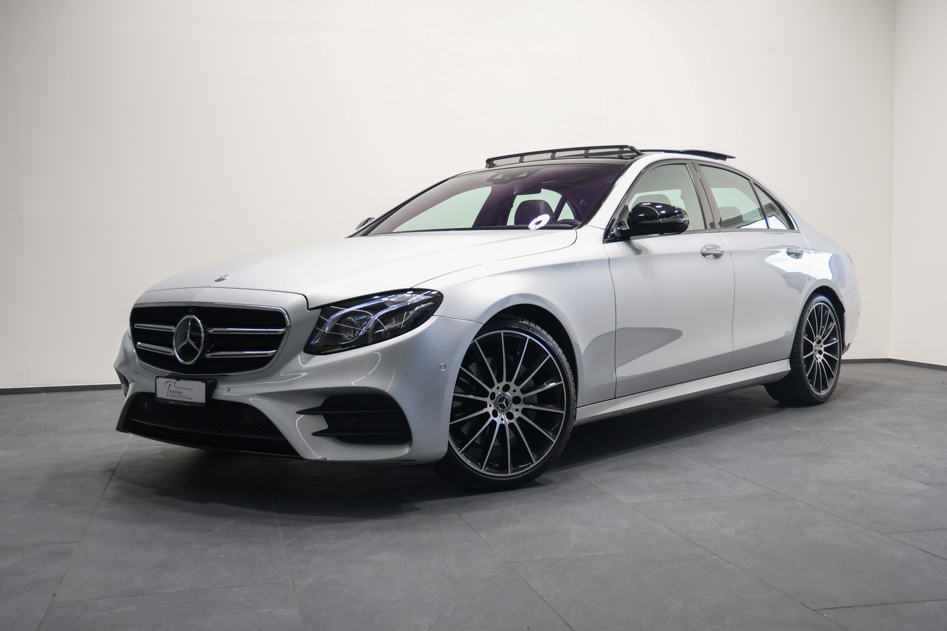 MERCEDES-BENZ E 220 d Swiss Star AMG Line 4Matic 9G-Tronic *Facelift*Vollausstattung*