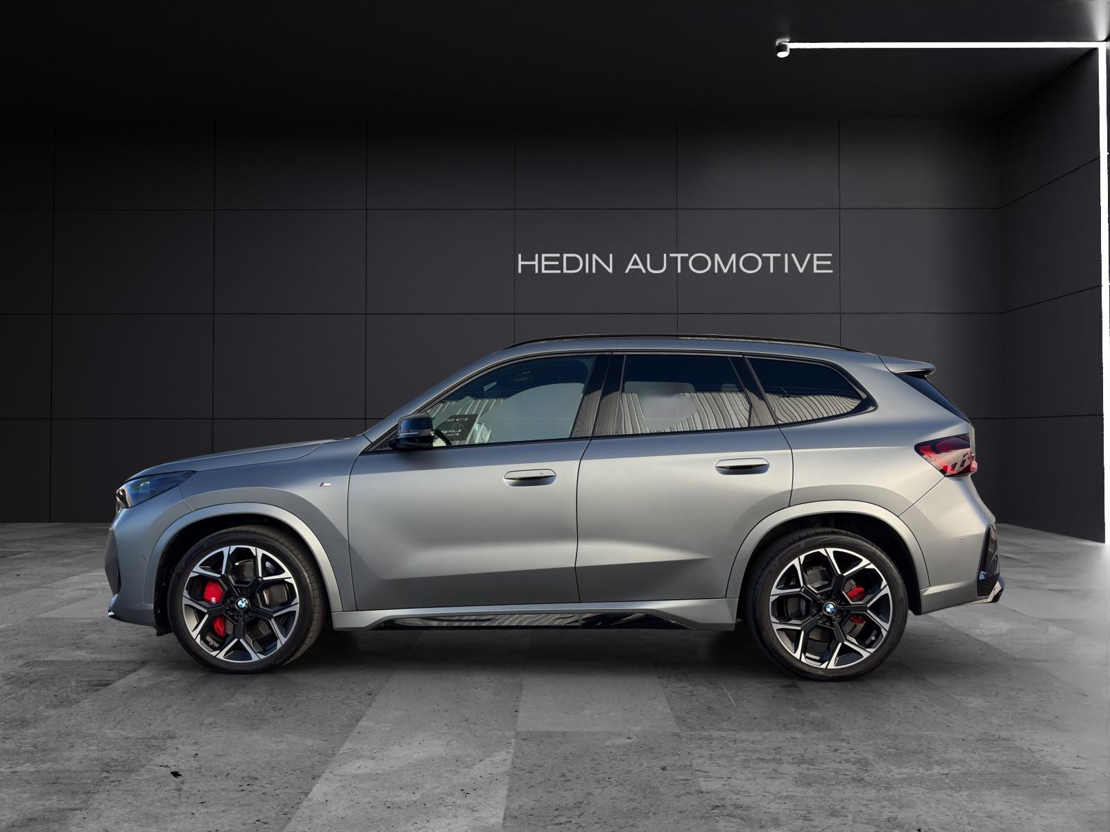 BMW X1 M35i xDrive-showroom-element-2