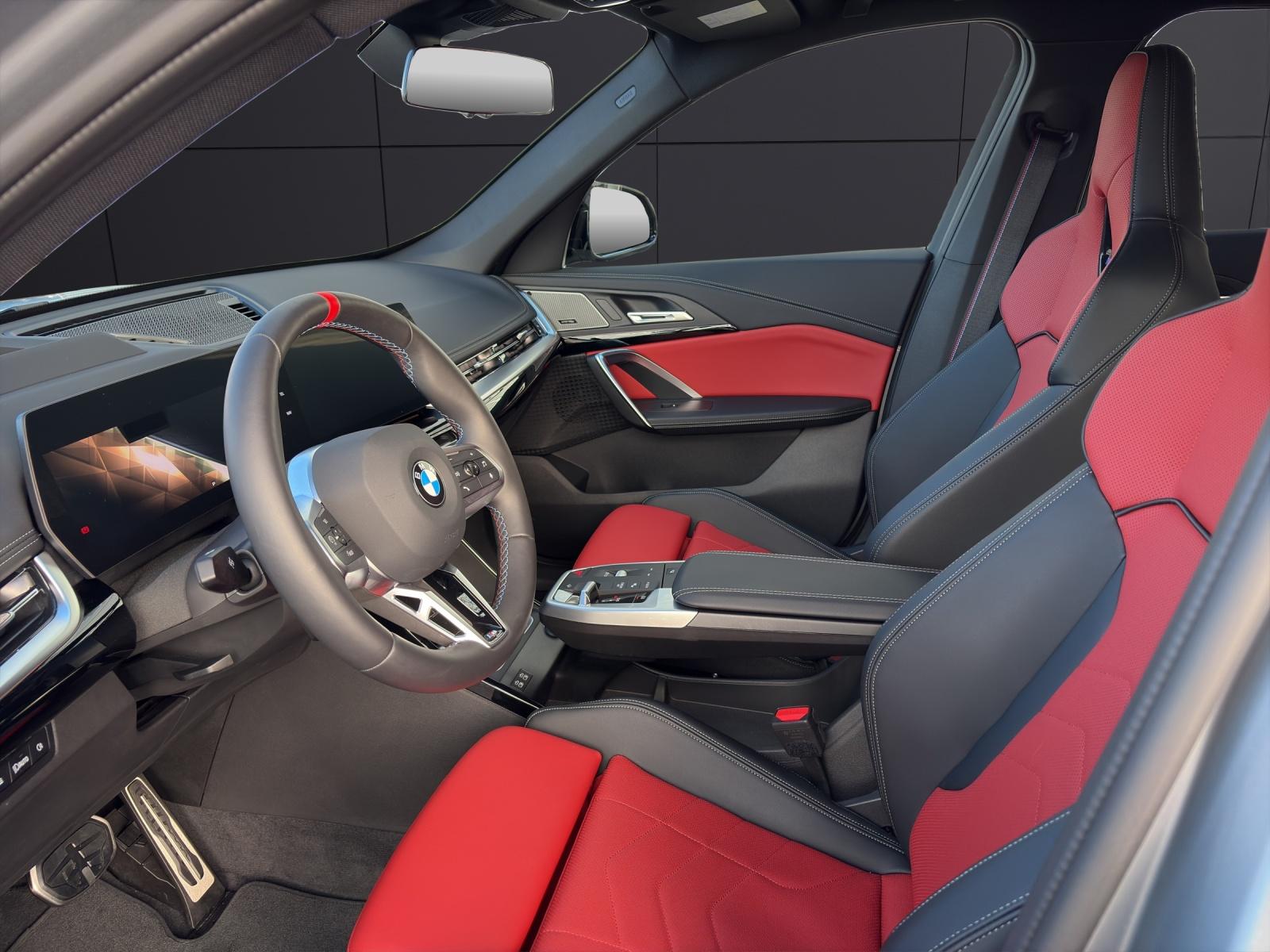 BMW X1 M35i xDrive-showroom-element-1