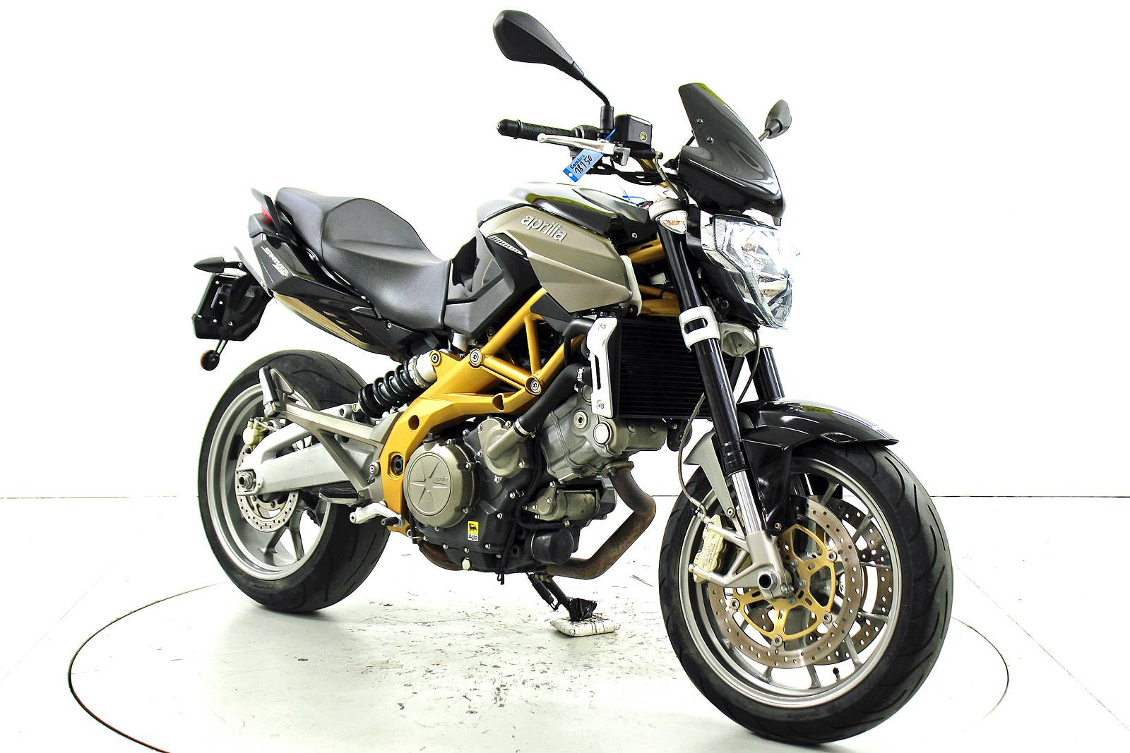 APRILIA SL 750 Shiver-image-1