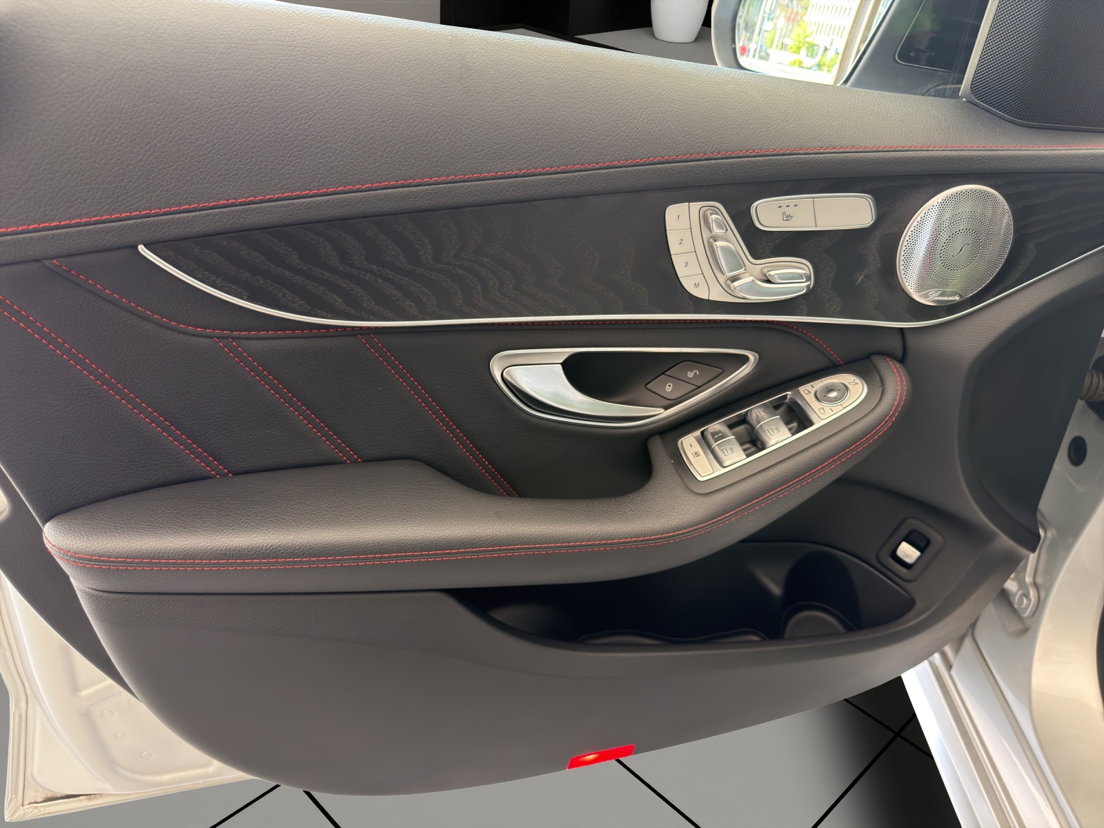 MERCEDES-BENZ C 450 AMG 4Matic 7G-Tronic-image-7
