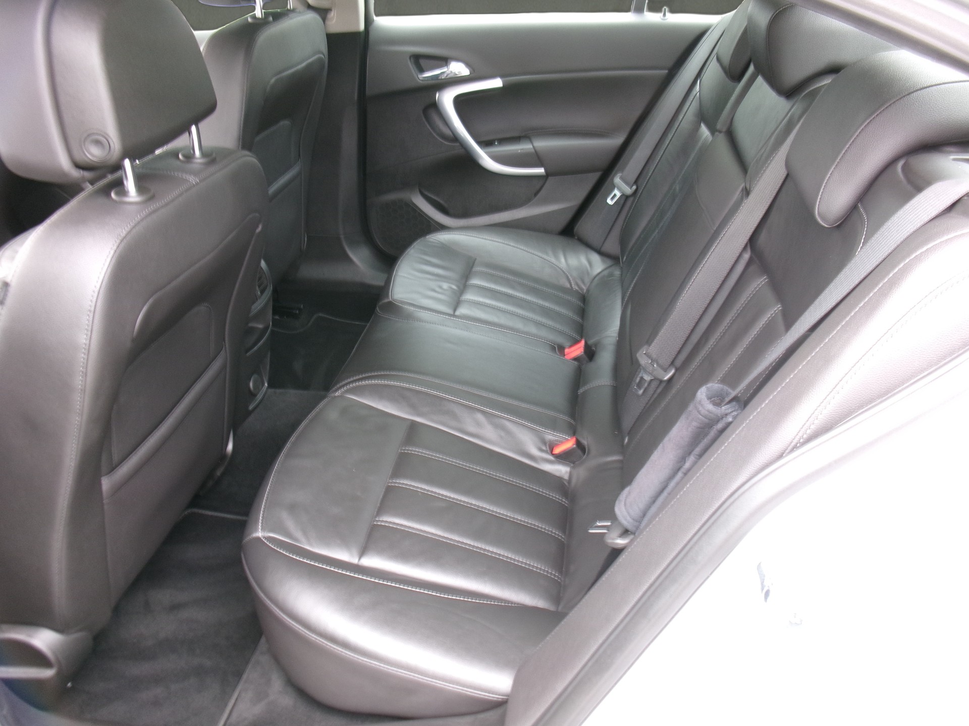 OPEL Insignia 2.8 Turbo Cosmo 4WD Automatic-image-5
