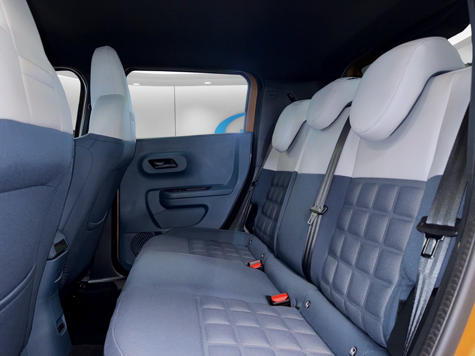 FIAT Grande Panda 1.2 Hybrid La Prima-image-13